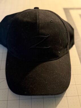 Embroidered 'Z' Black Baseball Cap